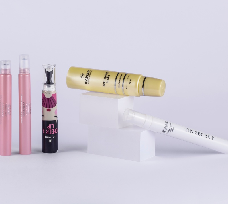 anti ageing eye cream packing tube 