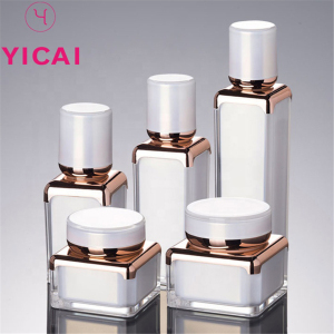 White Cosmetic Acrylic Lotion Pump Bottle 