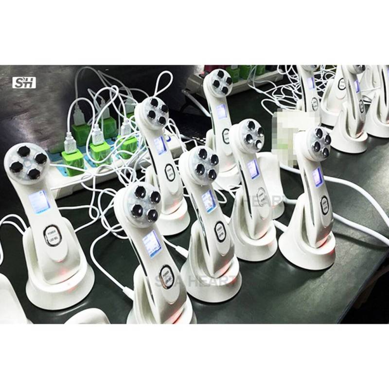 Portable to personal use 7 in 1 multi - function ABS + Electrical Tips + Led lamps radio frequency led facial machine