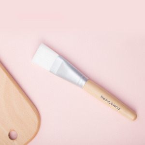 Light Wooden Handle Mask Brush