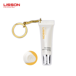 Lip gloss tube packaging with chain