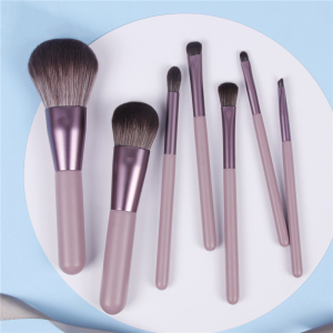 Wholesale professional 7pcs Wooden foundation makeup brush set 