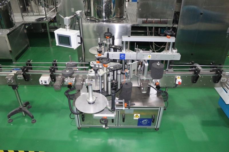 High Quality Automatic Round And Flat Bottle Labeling Machine
