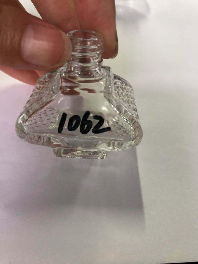 Nail polish bottle -special shaped