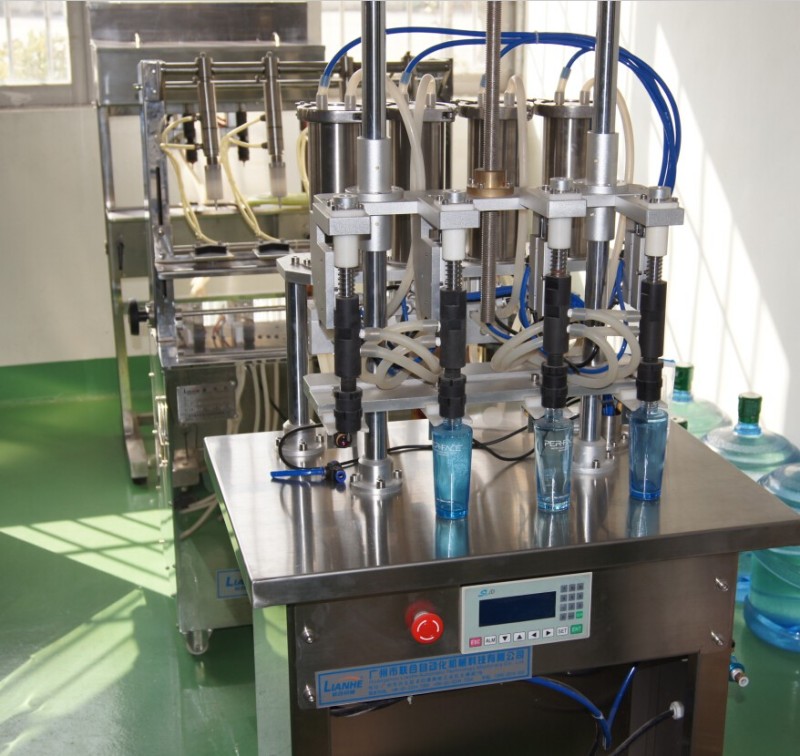 Vacuum Perfume Filling Machine Perfume Machinery Filler Liquid Bottle Filling Machine 