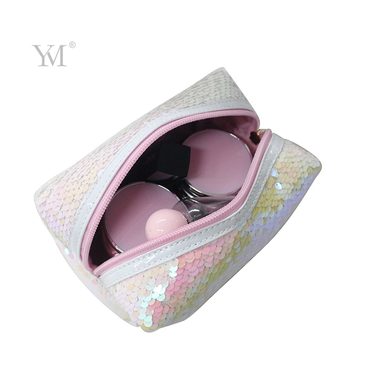 New Arrival Lady Factory Made Quality Sequin Makeup Bag With Logo Hot Sale Cosmetic Clutch Pouch 