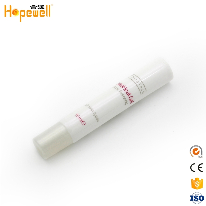 Wholesale small diameter plastic transparent lipgloss packaging tube