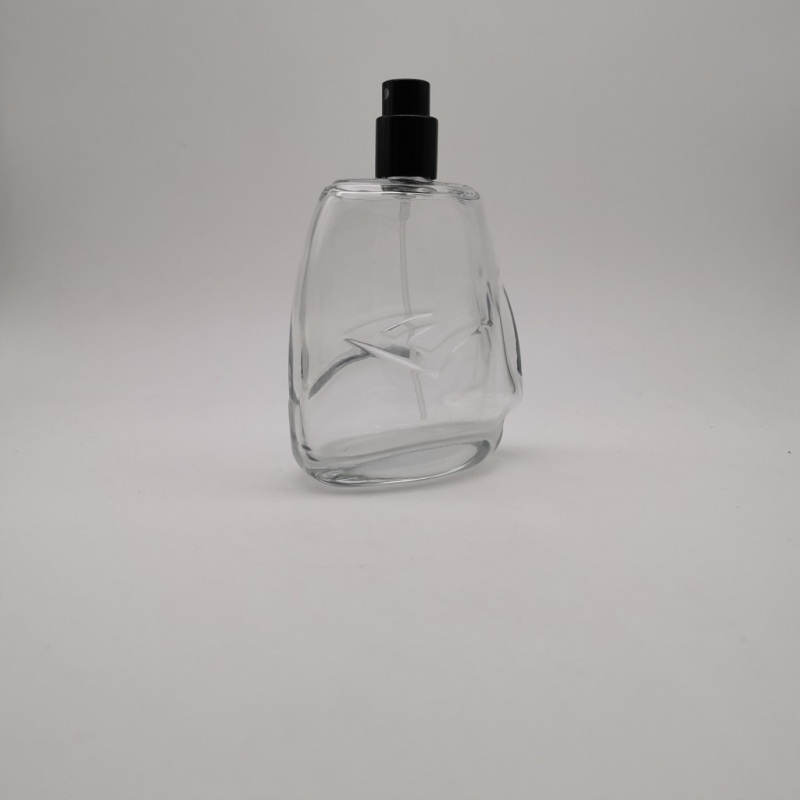 New Design Glass Perfume Bottle Fist Shape Glass Spray Bottle Empty Spray Bottle 100ml