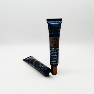 Eye cream tube 030902-1