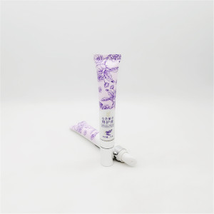 Lip care tube 030603-1