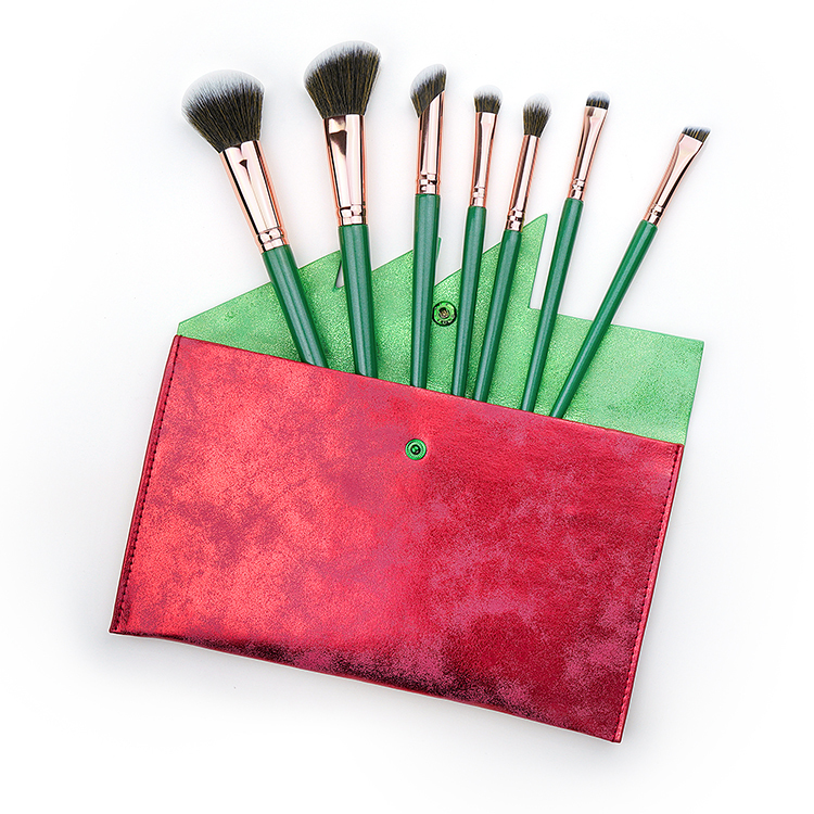 7 pcs custom makeup brush set with Chrismas Item PU bag 