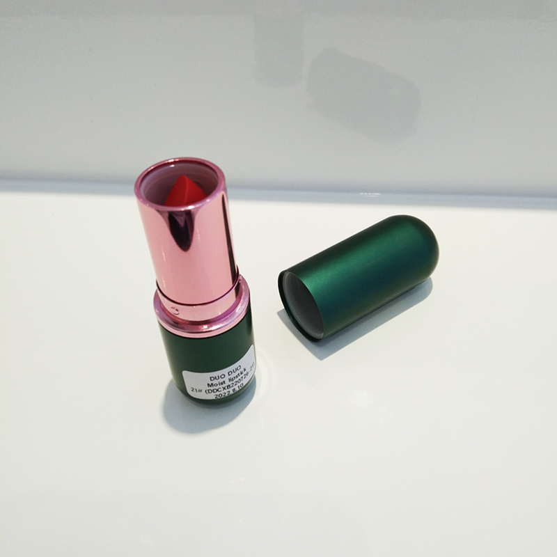 Lipstick Private Label Makeup Lip Plumping Gloss Vegan Moisturizing