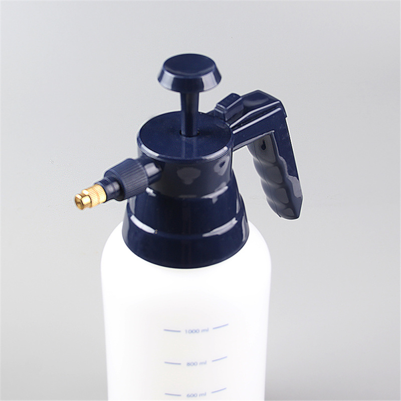 Fast delivery 1L hand portable pressure pump sprayer for home and garden using