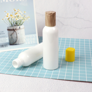 125ml Glossy White Plastic bottle with wooden cap 