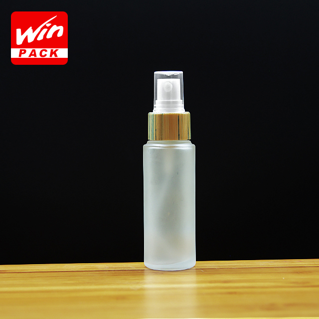 Eco friendly frosted glass lotion sprayer bottle with bamboo pump spray 30ml 50ml 100ml 120ml 150 ml 