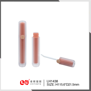 Make your own liquid lipstick tube according to PANTONE color