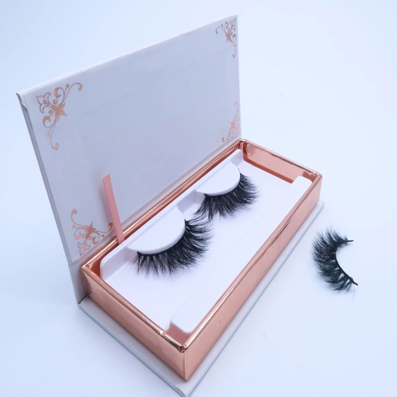100% Luxury Real Mink fur eyelashes with private design custom packaging 