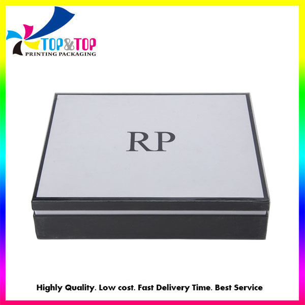 Custom Luxury White Black Cosmetics Set Rigid Box with Clear Sleeve