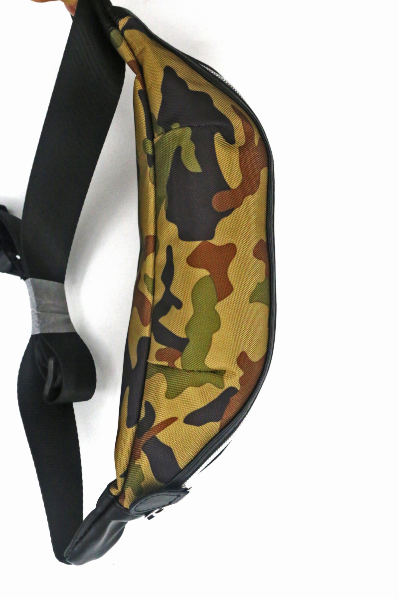Fashion Camouflage beauty portable travel RPET bag running portable pocket 