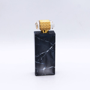 wholesale new design colorful rectangular cosmetic spray glass 100ml perfume bottle