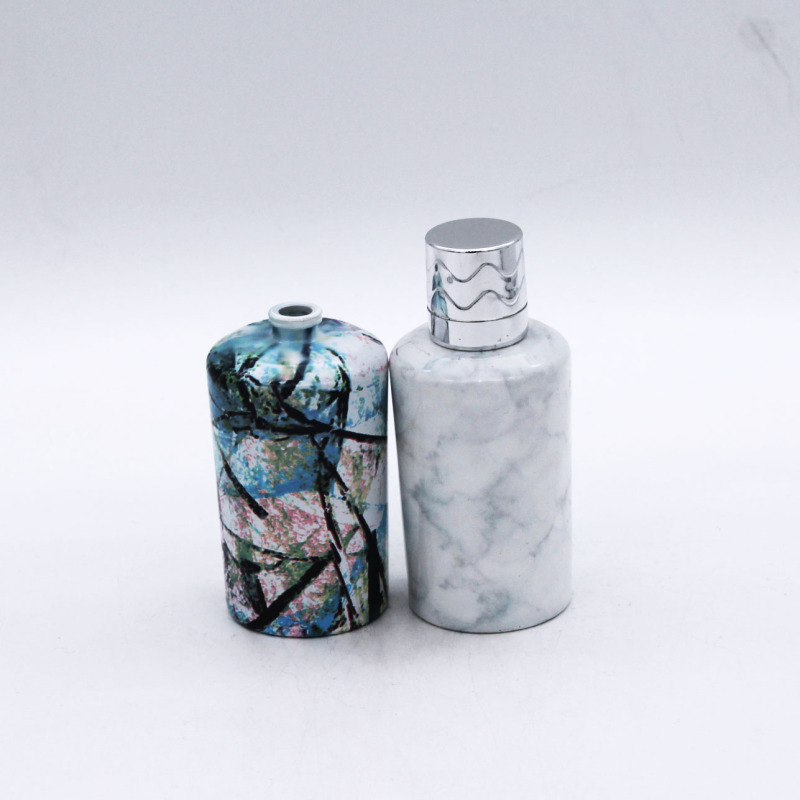 wholesale empty cylinder cosmetic perfume pump spray packaging 50ml glass sprayer bottle