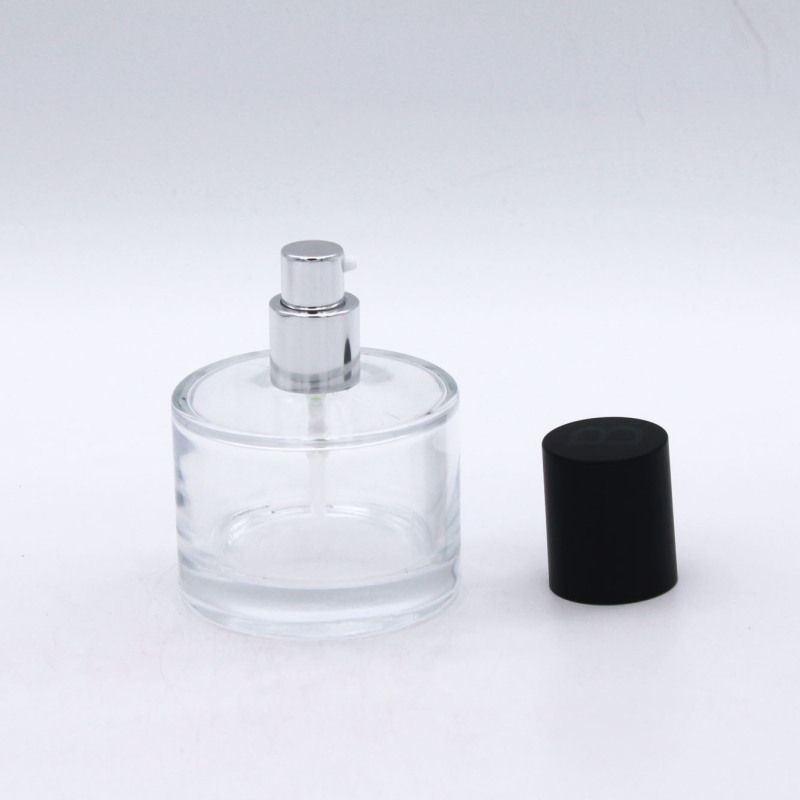wholesale high quality cosmetic packaging 50ml clear glass empty perfume bottle