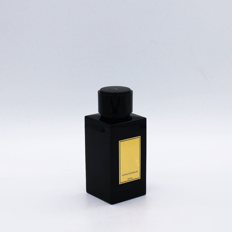 hot sale empty high quality cosmetic glass perfume container black spray bottle 100ml