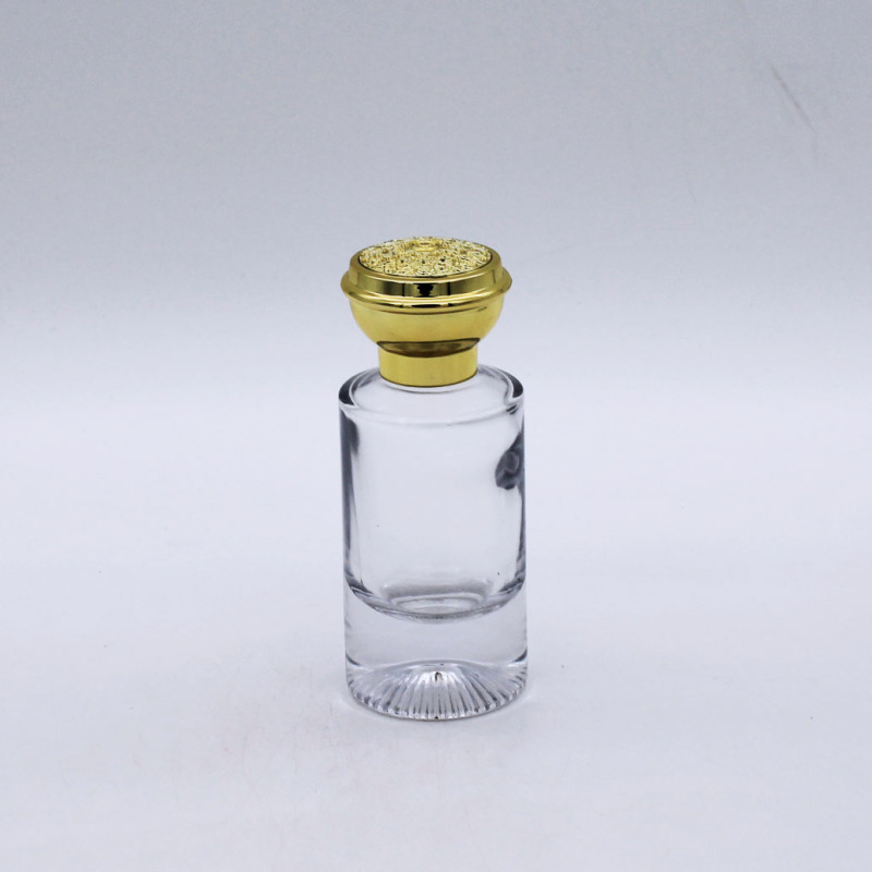 high quality transparent empty spray perfume bottles 50ml glass with luxury cap
