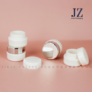 jinze cute lip balm case eye cream jar face cream container two kind of cap