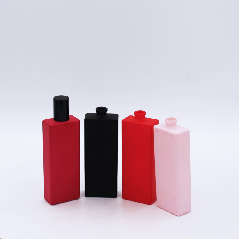 wholesale colored 50ml china perfume cosmetic container custom glass spray bottle
