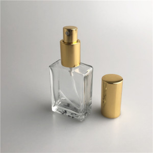 30 ml Glasss bottle with  gold perfume pump sprayer