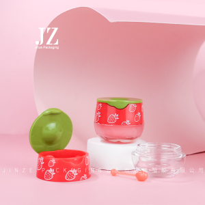 Jinze RTS 6ml empty cute strawberry lip balm jar lip moisturizing mask care container