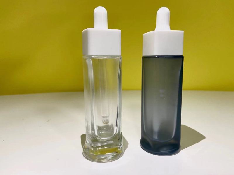 Custom color frost glass dropper bottle with square body for personal care cosmetic packing 30ml
