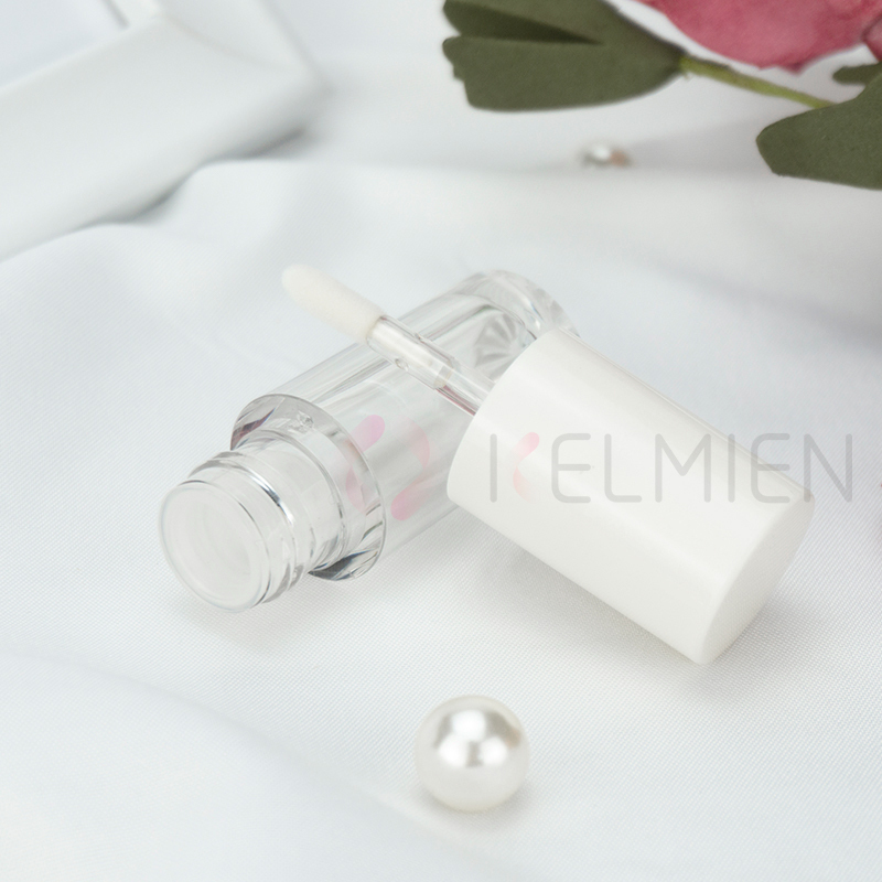 Lip gloss tube mini size round clear lipgloss packaging A Grade Quality Guaranteed Custom Printed