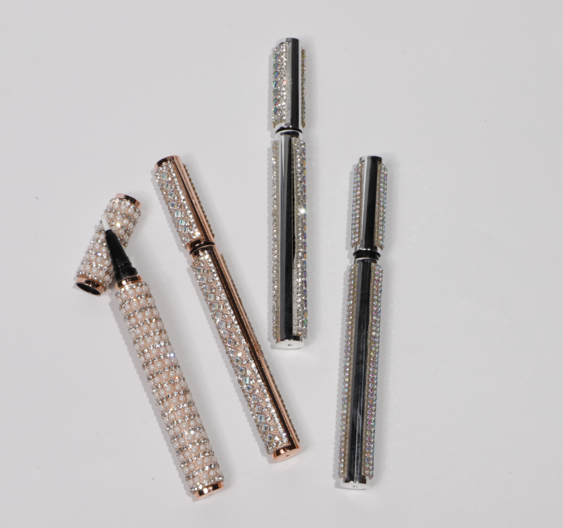 Eyeliner Cotton Core Structure Eyeliner With Bling - Bling Diamond Surface Luxury Cosmetic Pen