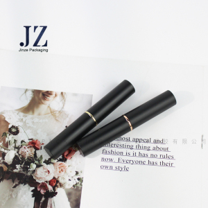 Jinze Wholesale Round Thin And Long 2G Luxury Lipstick Tube Cosmetic Packaging