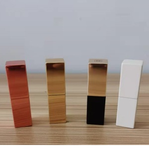 2022 Hot Selling Square Magnet Lipstick-Refillable Shell 